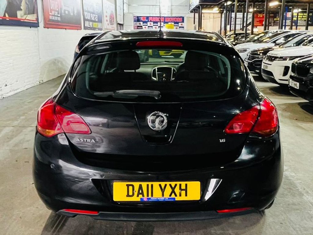 Used Vauxhall Astra 2011 for sale - 77849781: Photo 3