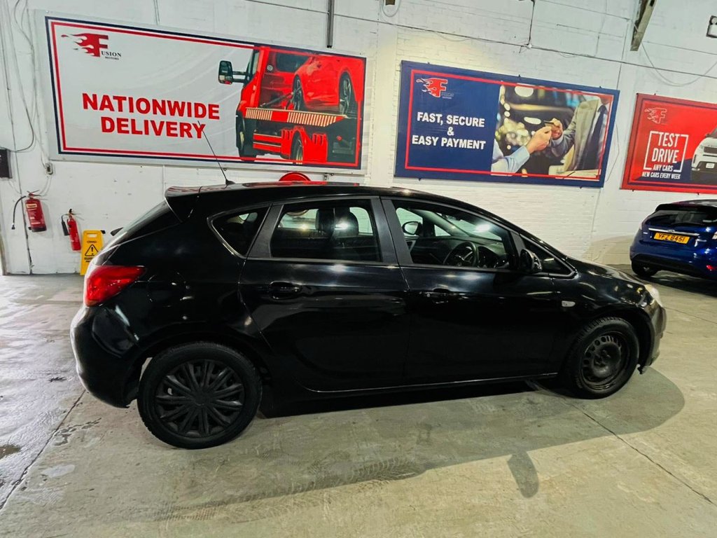 Used Vauxhall Astra 2011 for sale - 77849781: Photo 5