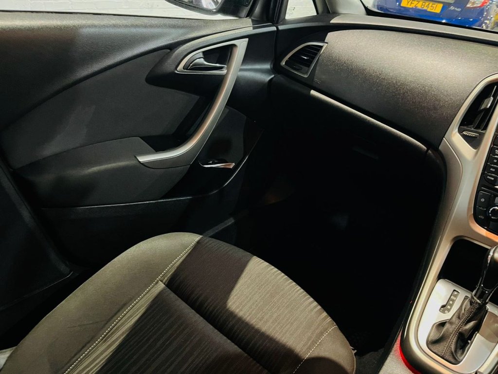 Used Vauxhall Astra 2011 for sale - 77849781: Photo 9