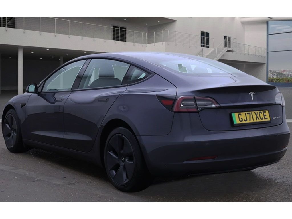 Used Tesla Model 3 2021 for sale - 76470458: Photo 3