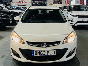 Used Vauxhall Astra 2013 for sale - 77427787: Photo