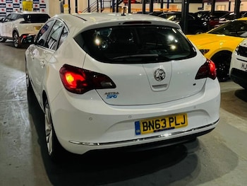 Used Vauxhall Astra 2013 for sale - 77427787: Photo