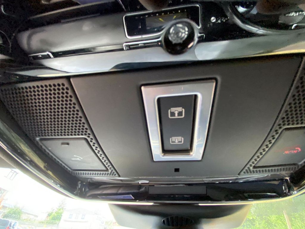 Used Land Rover Range Rover Velar 2019 for sale - 77226772: Photo 20