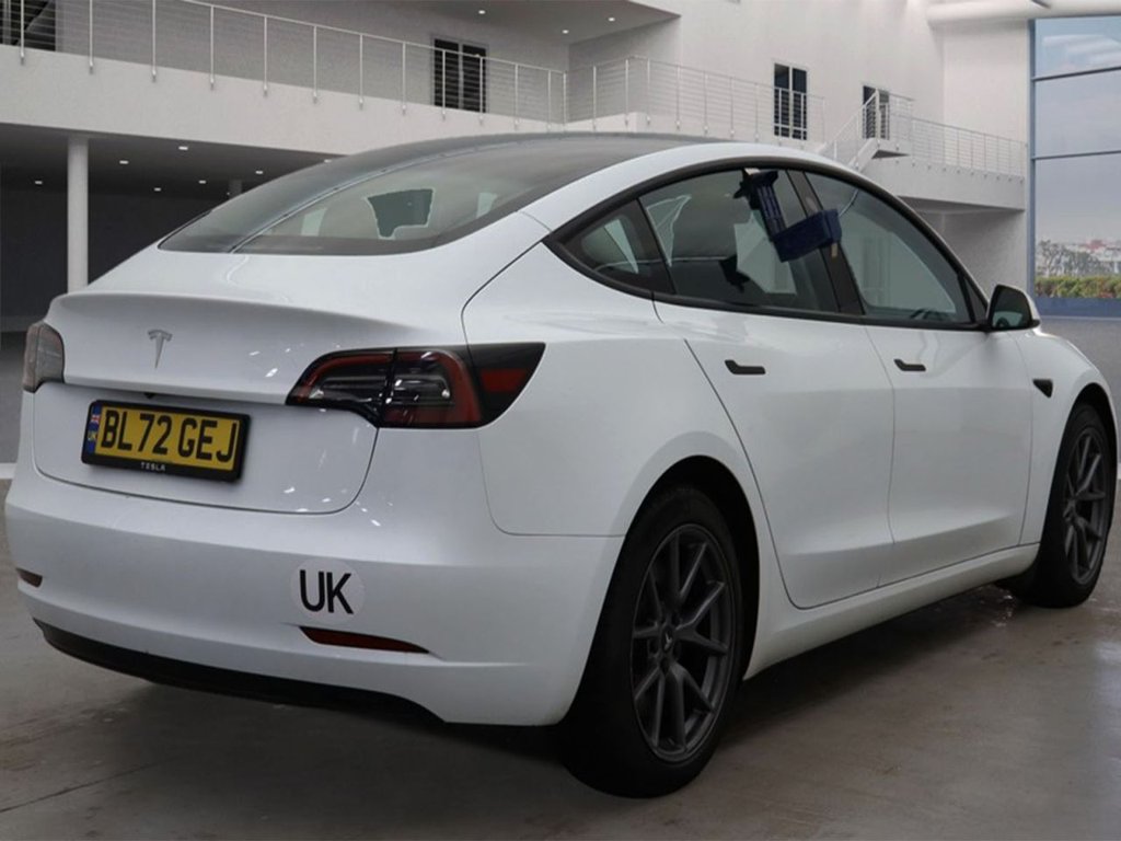 Used Tesla Model 3 2022 for sale - 76867873: Photo 2