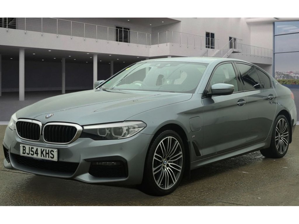 Used BMW 5 Series 2018 for sale - 77188228: Photo 2