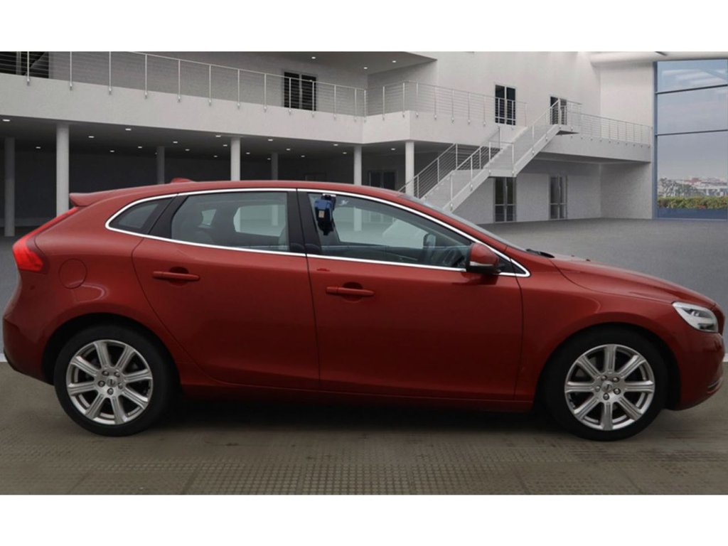 Used Volvo V40 2019 for sale - 77369377: Photo 5