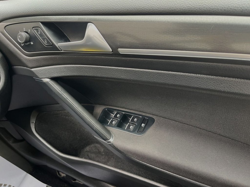 Used Volkswagen Golf 2018 for sale - 75992621: Photo 10