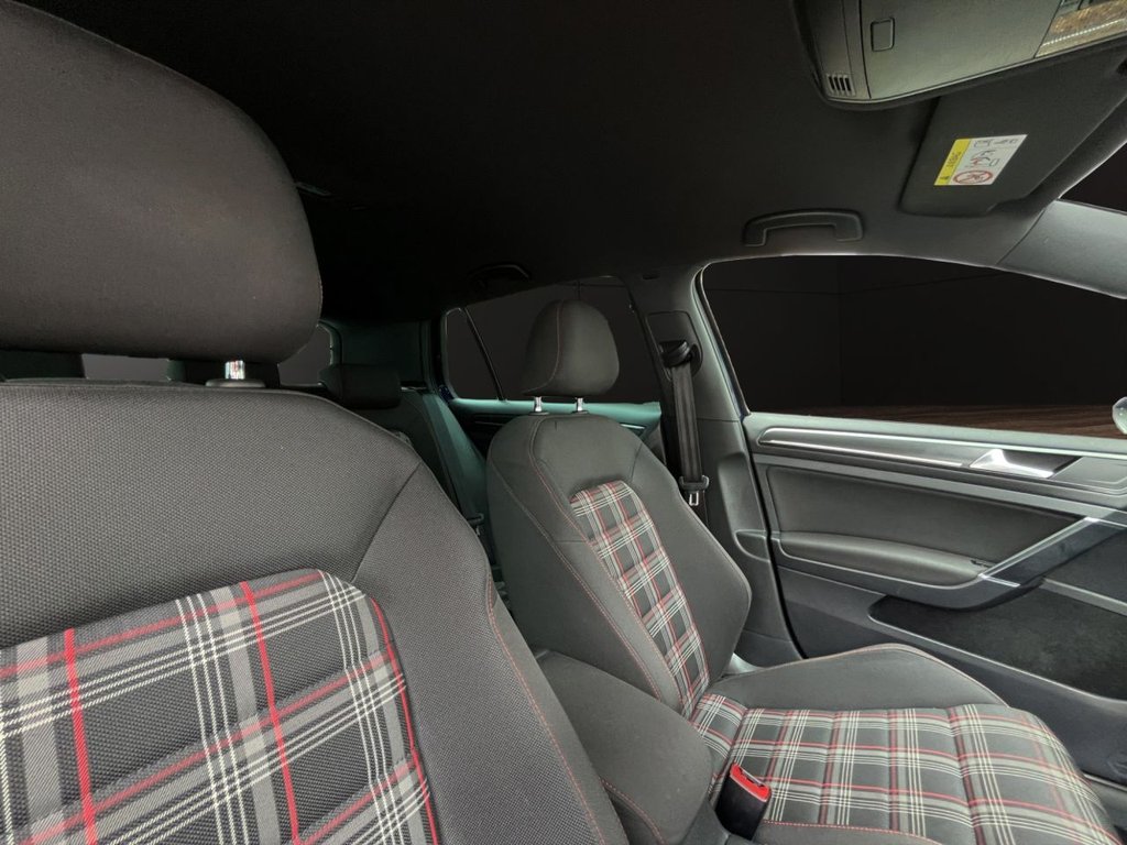 Used Volkswagen Golf 2018 for sale - 75992621: Photo 17