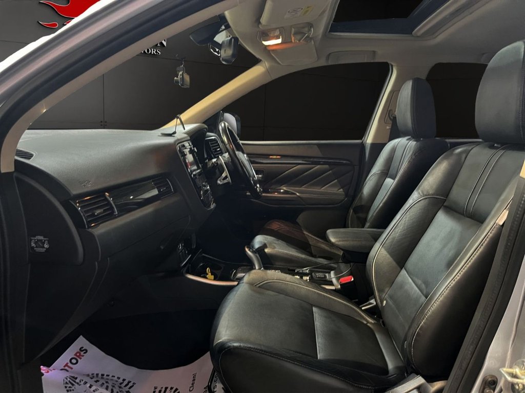 Used Mitsubishi Outlander 2017 for sale - 77072637: Photo 11