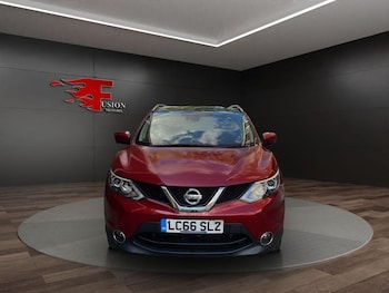 Used Nissan Qashqai 2017 for sale - 75602540: Photo
