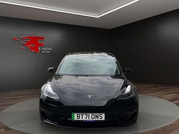 Used Tesla Model 3 2021 for sale - 76162778: Photo 2