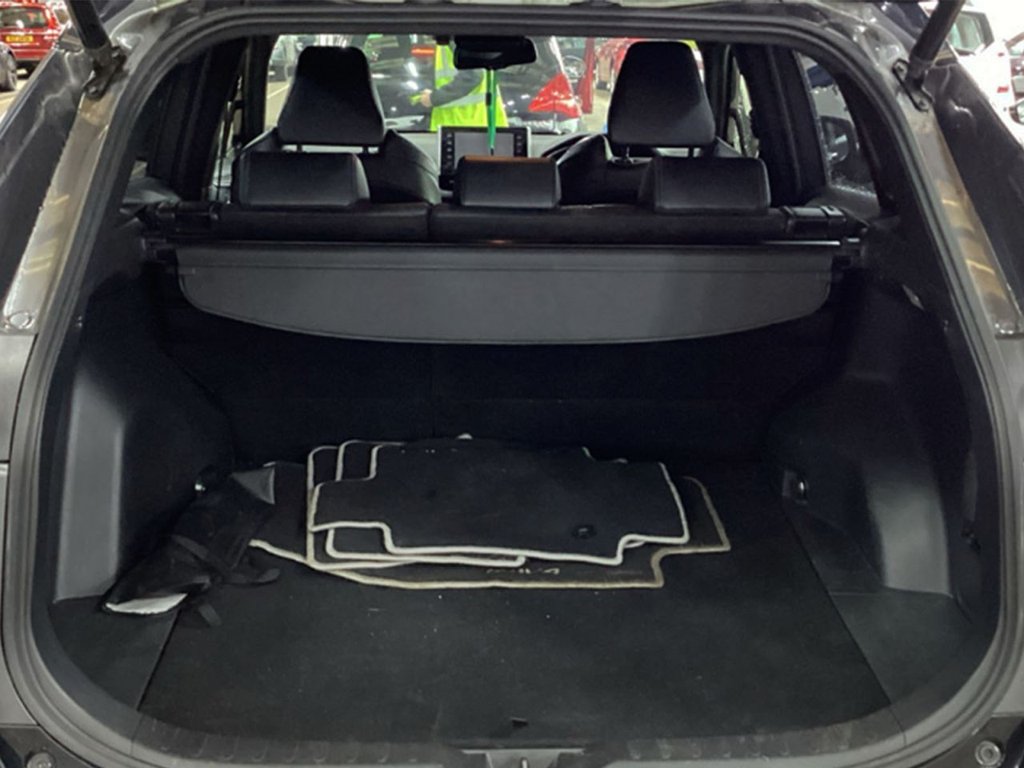 Used Toyota RAV4 2019 for sale - 76333512: Photo 6