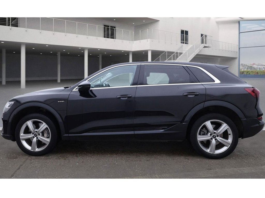 Used Audi e-tron 2021 for sale - 76132829: Photo 6