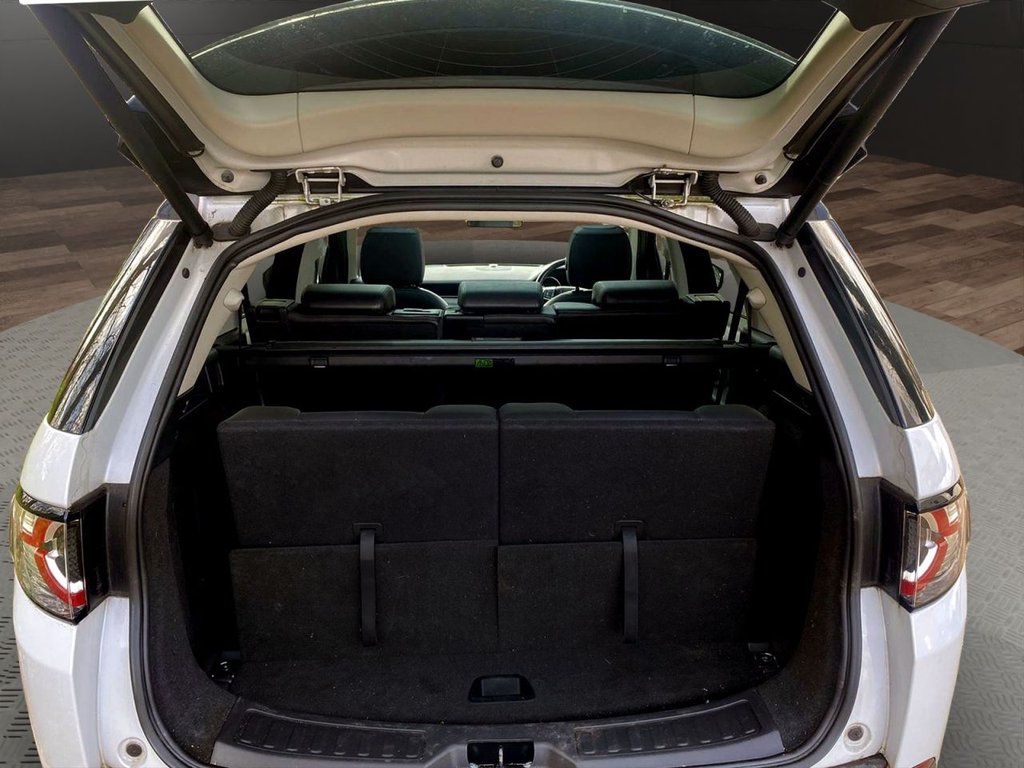 Used Land Rover Discovery Sport 2016 for sale - 76361623: Photo 5