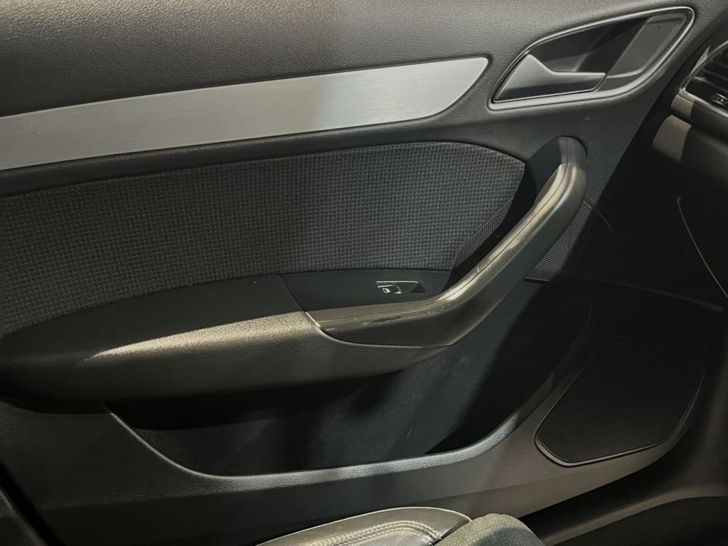 Used Audi Q3 2016 for sale - 77620930: Photo 12