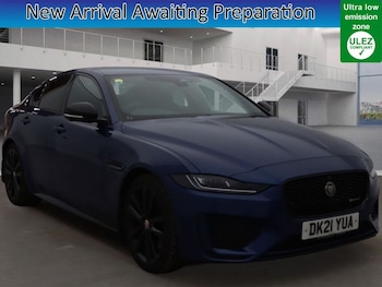 2021 (21) - 2.0 D200 R-Dynamic Black 4dr Auto
