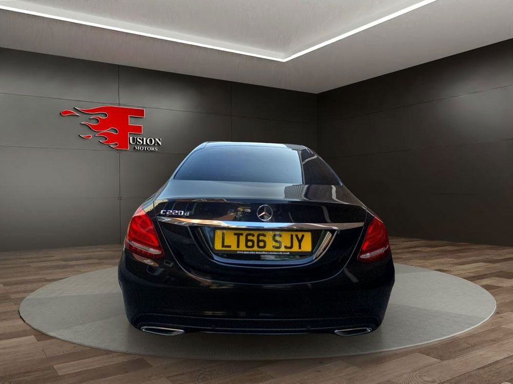 Used Mercedes-Benz C Class 2016 for sale - 76867979: Photo 6