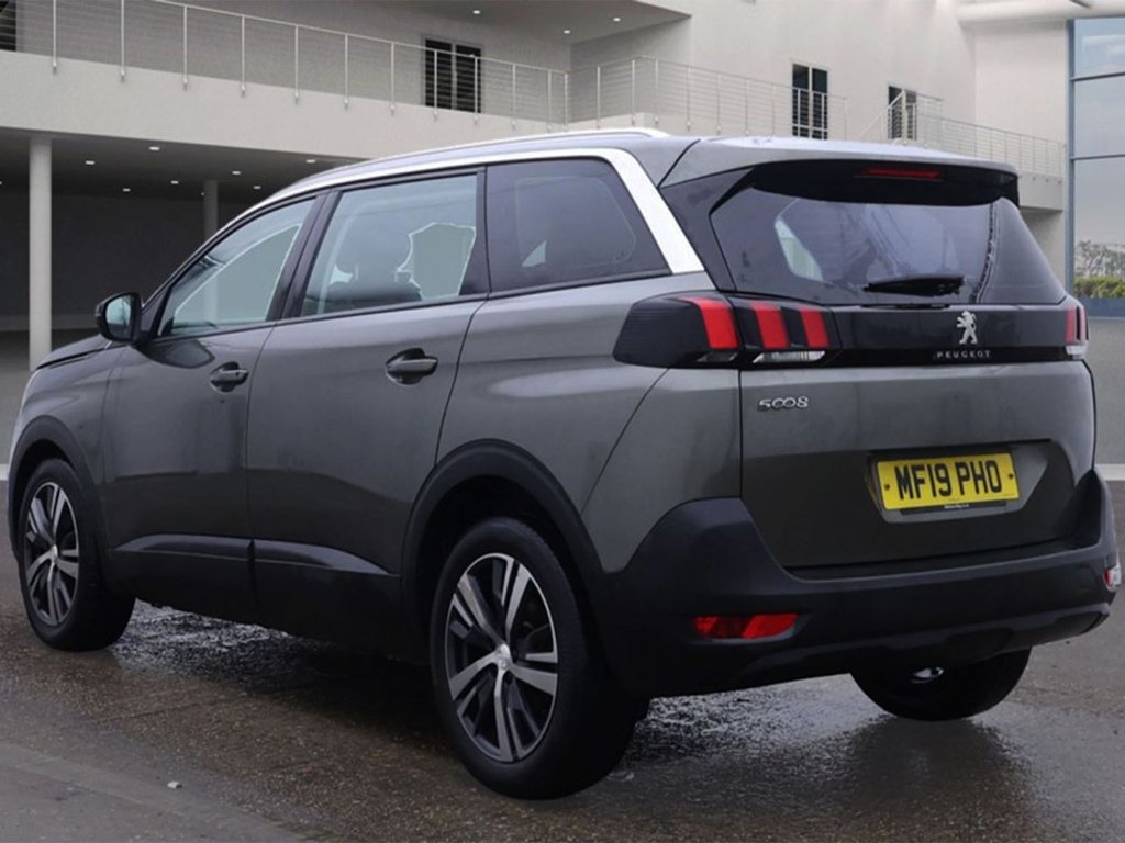 Used Peugeot 5008 2019 for sale - 76345868: Photo 3