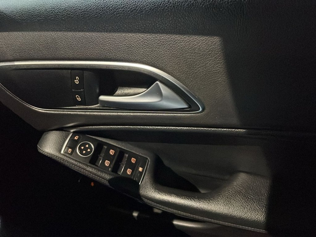 Used Mercedes-Benz GLA 2017 for sale - 76429696: Photo 11