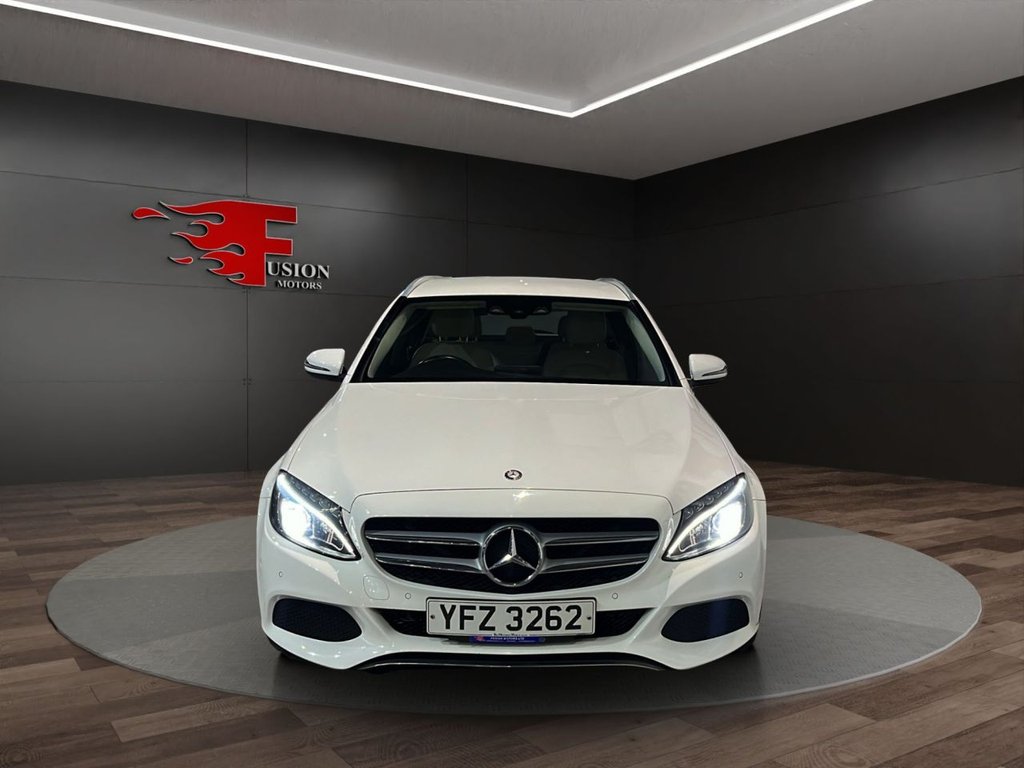 Used Mercedes-Benz C Class 2015 for sale - 76665727: Photo 2