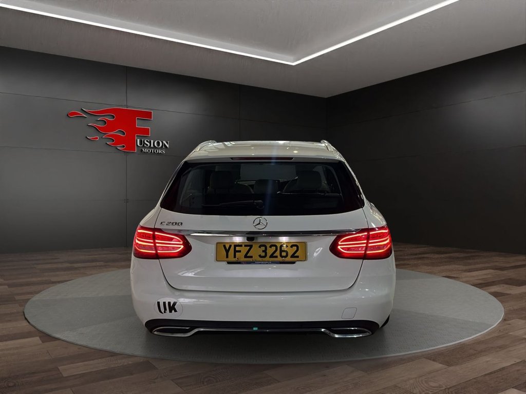 Used Mercedes-Benz C Class 2015 for sale - 76665727: Photo 5