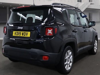 Used Jeep Renegade 2019 for sale - 76223703: Photo 4