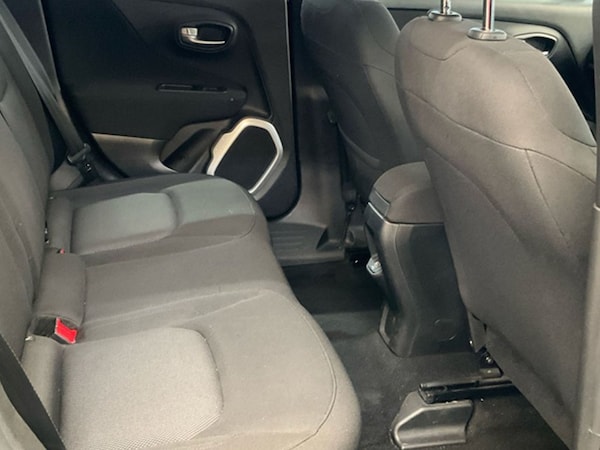 Used Jeep Renegade 2019 for sale - 76223703: Photo 8