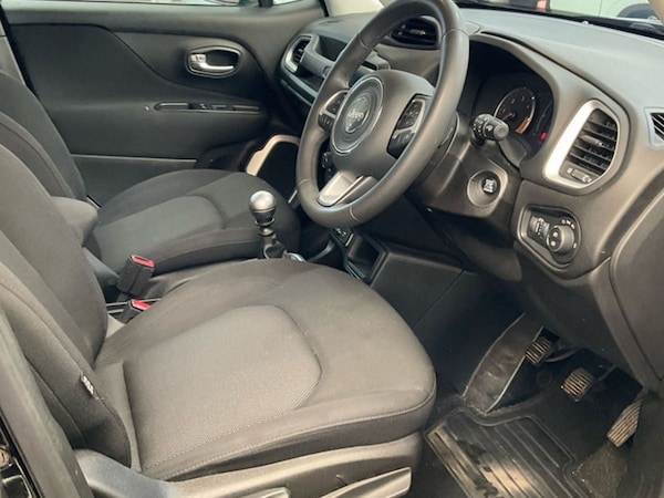 Used Jeep Renegade 2019 for sale - 76223703: Photo 9