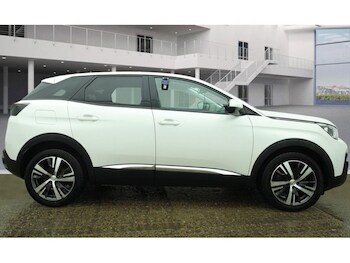 Used Peugeot 3008 2017 for sale - 77920420: Photo