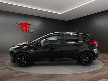 Used Ford Focus 2017 for sale - 78645035: Photo