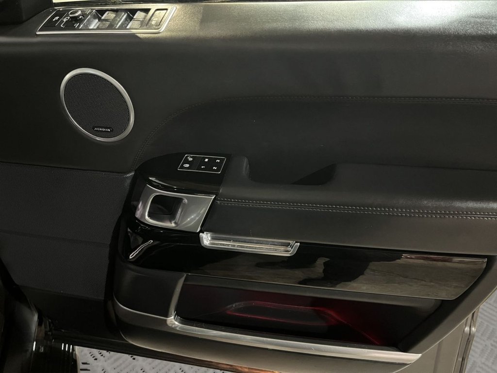 Used Land Rover Range Rover 2015 for sale - 78102843: Photo 10
