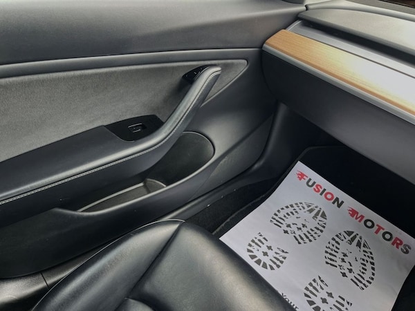 Used Tesla Model 3 2019 for sale - 76223252: Photo 11