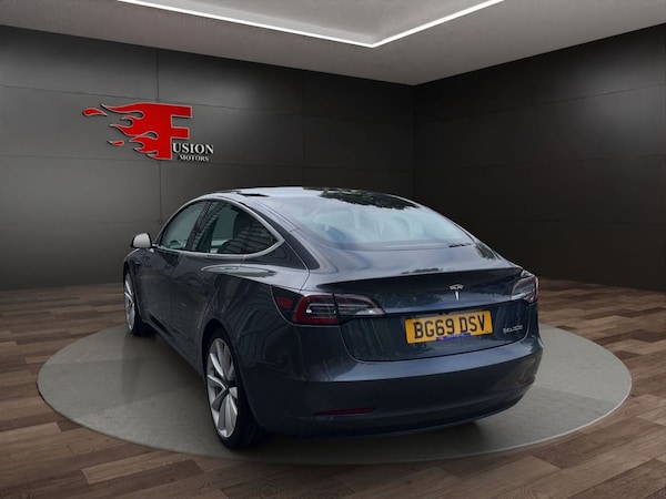 Used Tesla Model 3 2019 for sale - 76223252: Photo 5