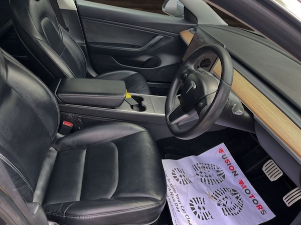 Used Tesla Model 3 2019 for sale - 76223252: Photo 9