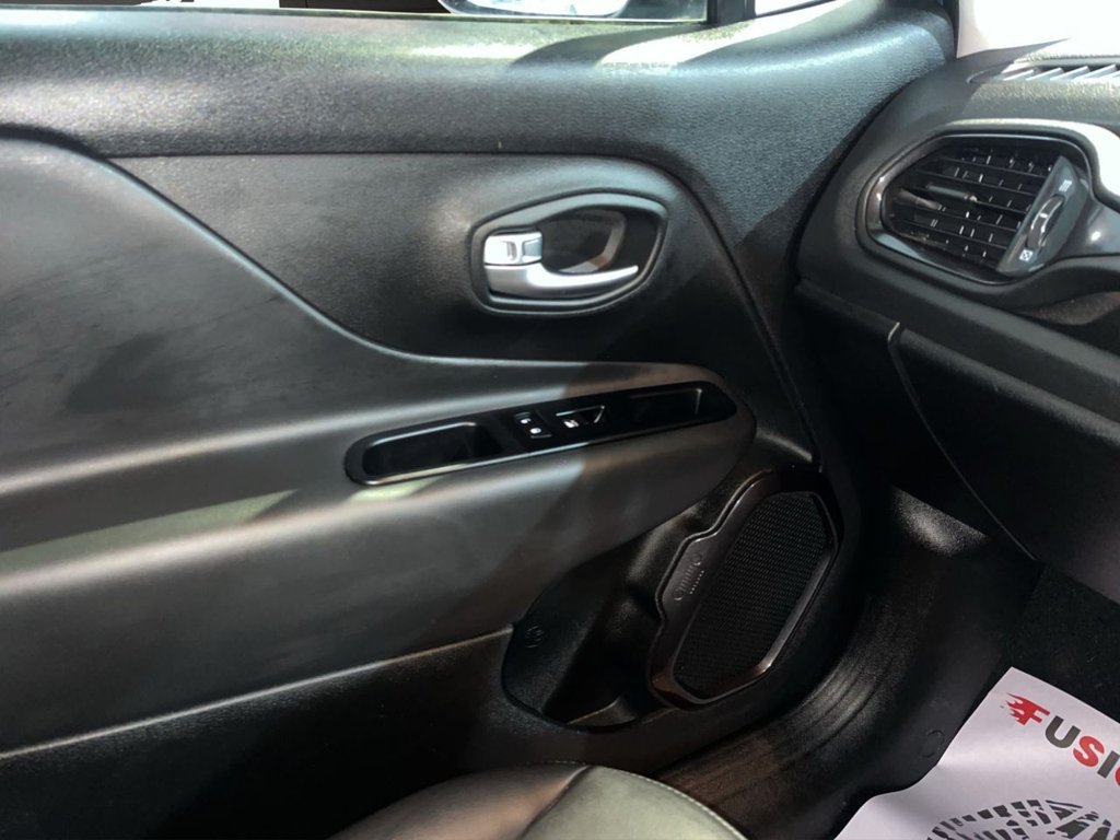 Used Jeep Renegade 2020 for sale - 76323467: Photo 11