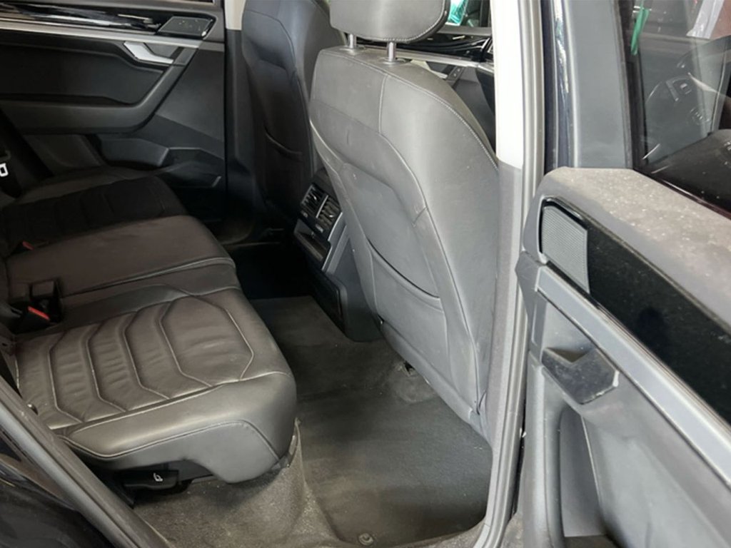 Used Volkswagen Touareg 2018 for sale - 76345876: Photo 5