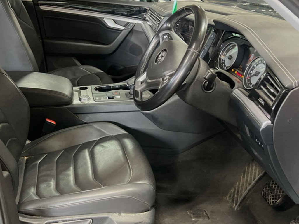 Used Volkswagen Touareg 2018 for sale - 76345876: Photo 6