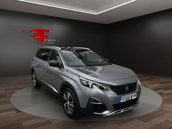 Used Peugeot 5008 2018 for sale - 75854368: Photo