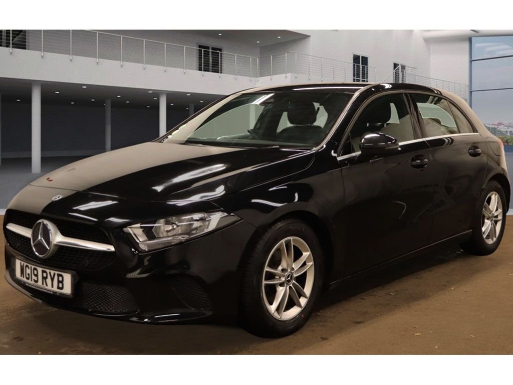 Used Mercedes-Benz A-Class 2019 for sale - 76459351: Photo 2