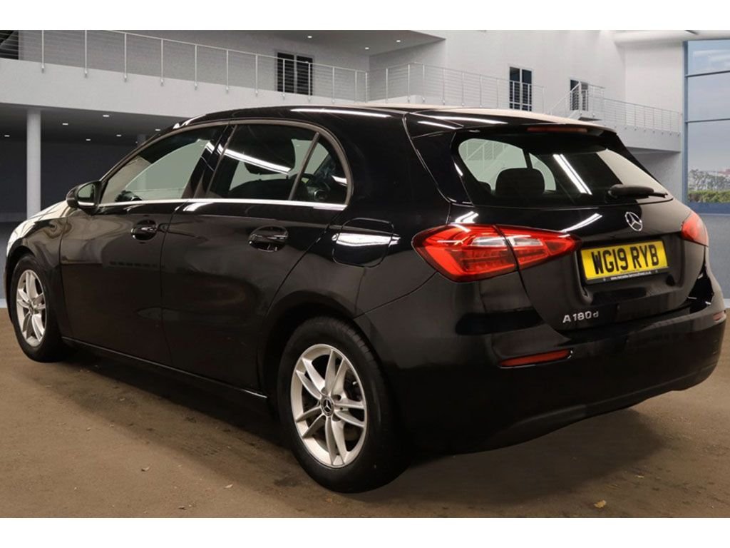 Used Mercedes-Benz A-Class 2019 for sale - 76459351: Photo 3