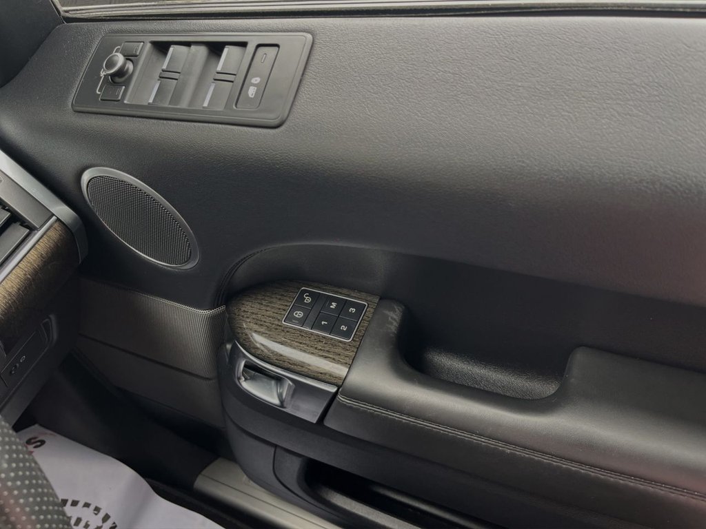 Used Land Rover Range Rover Sport 2017 for sale - 76361578: Photo 11