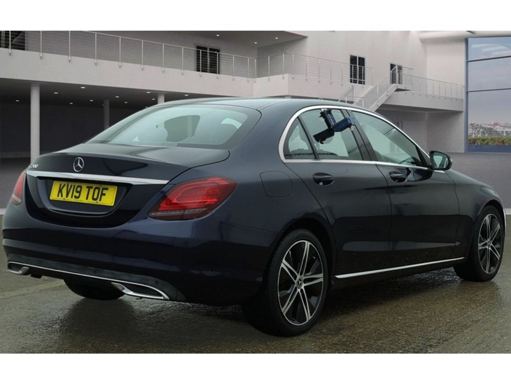 Used Mercedes-Benz C Class 2019 for sale - 77920454: Photo 4