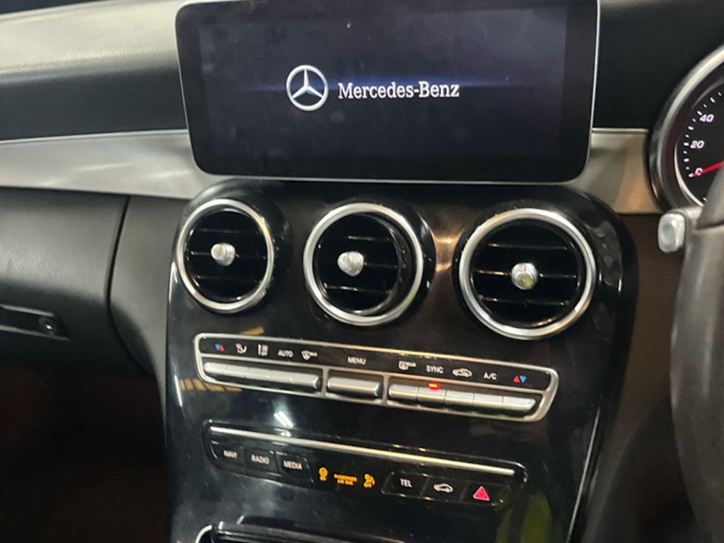 Used Mercedes-Benz C Class 2019 for sale - 77920454: Photo 8