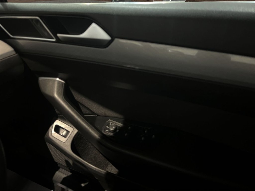 Used Volkswagen Passat 2022 for sale - 77065235: Photo 11