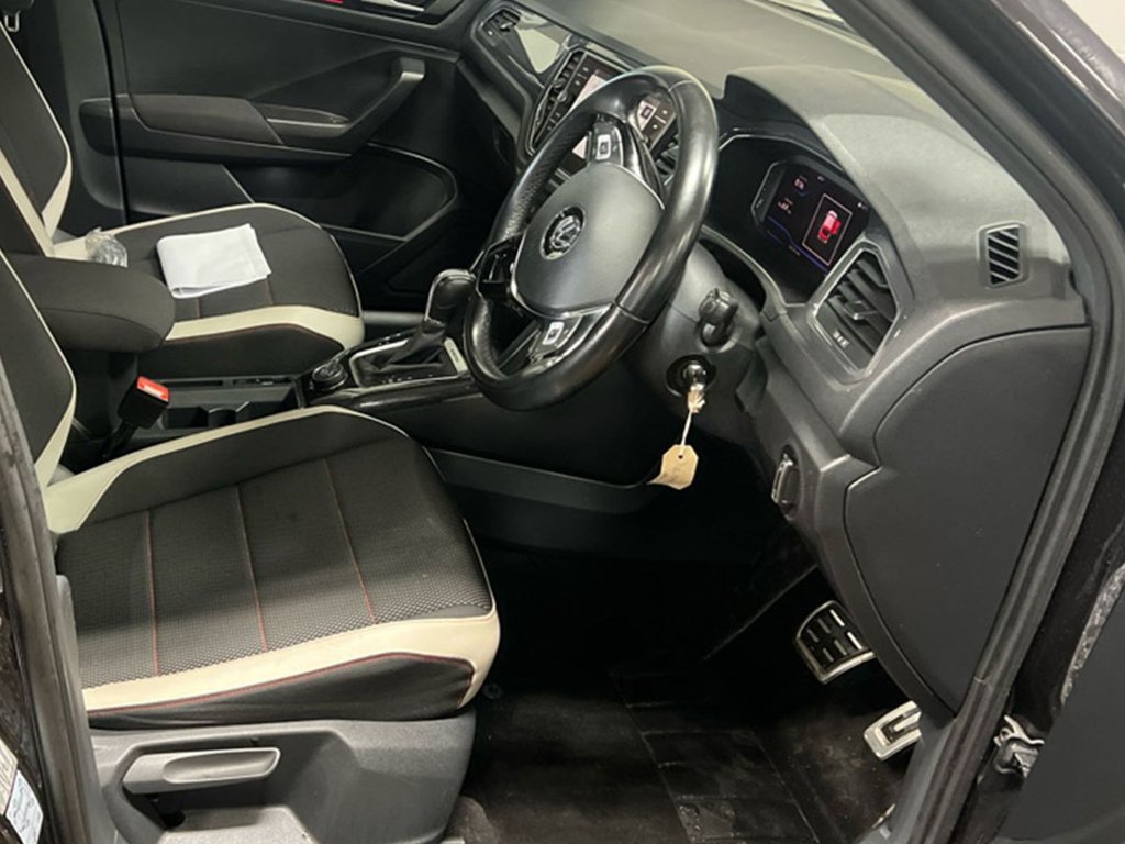 Used Volkswagen T-Roc 2018 for sale - 77027429: Photo 9