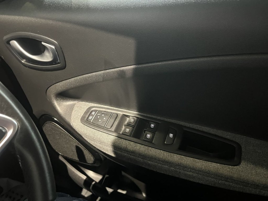 Used Renault Zoe 2021 for sale - 77941770: Photo 10