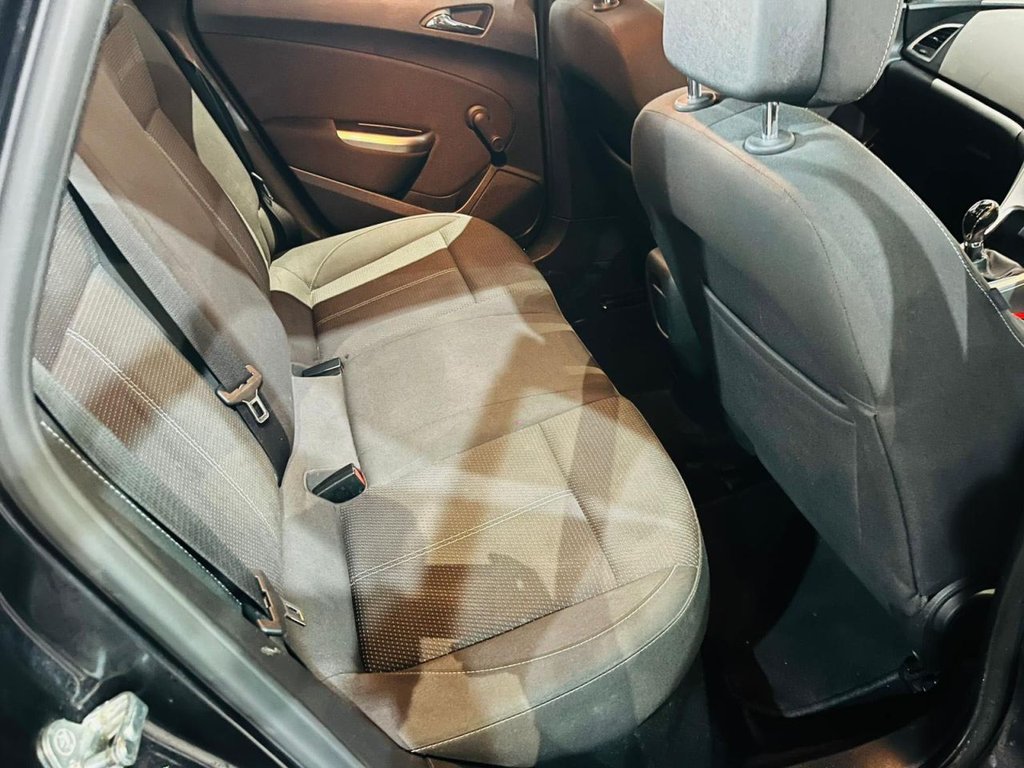 Used Vauxhall Astra 2010 for sale - 78186874: Photo 11