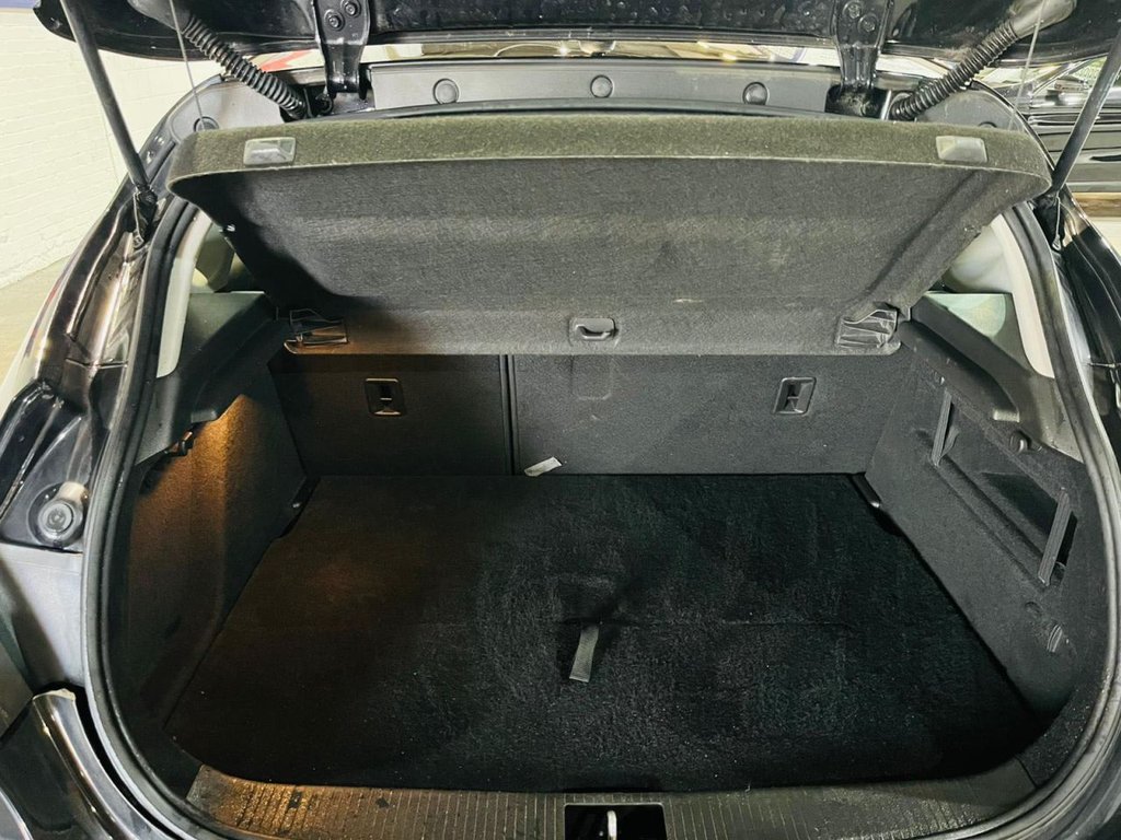 Used Vauxhall Astra 2010 for sale - 78186874: Photo 6