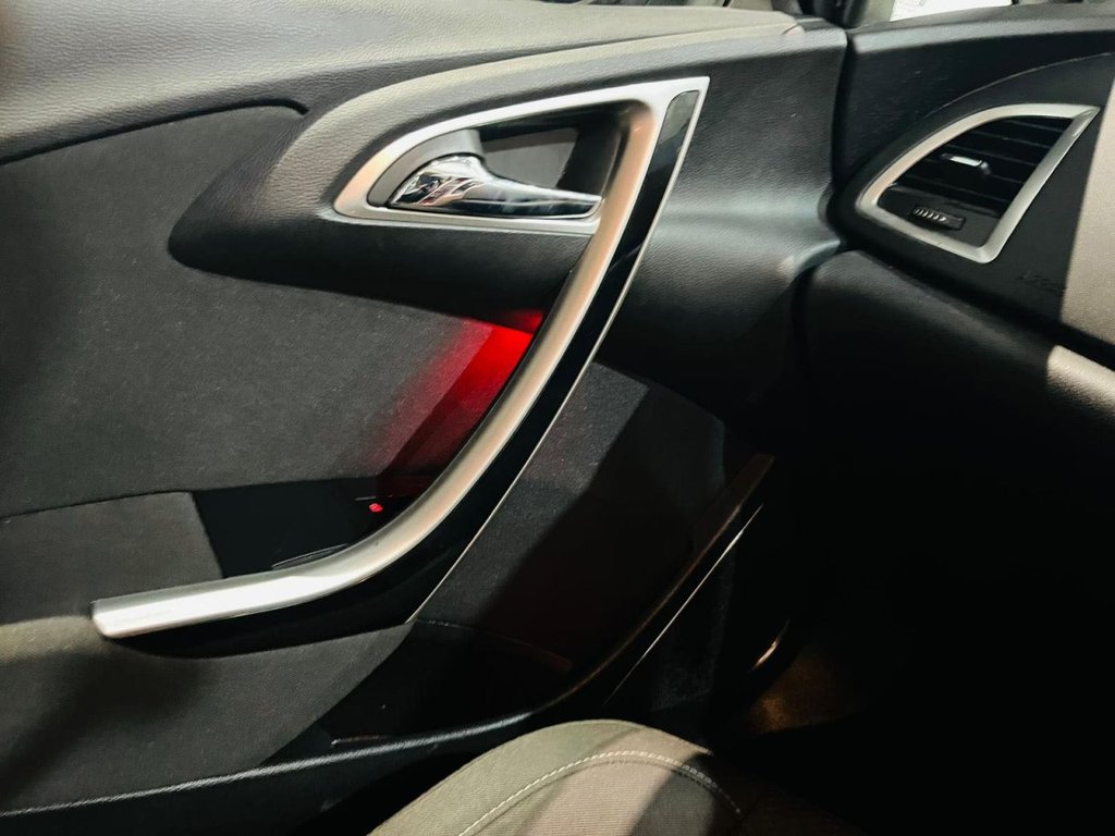 Used Vauxhall Astra 2010 for sale - 78186874: Photo 8