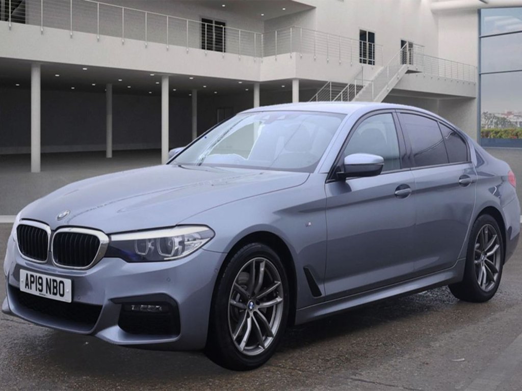 Used BMW 5 Series 2019 for sale - 76950419: Photo 2